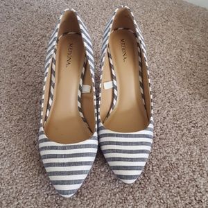 Mid heel shoe...lowest price ever!!!